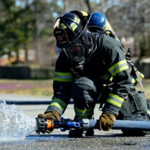 What is a Fixed Flow Firefighting Nozzle?