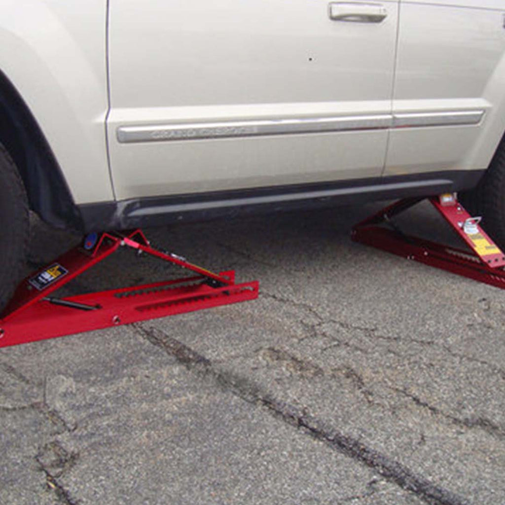 Power Hawk Auto Crib-It Automatic Stabilization Set for SUV's & Trucks in use